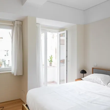 Flh Santa Apolonia Riverside * Лиссабон